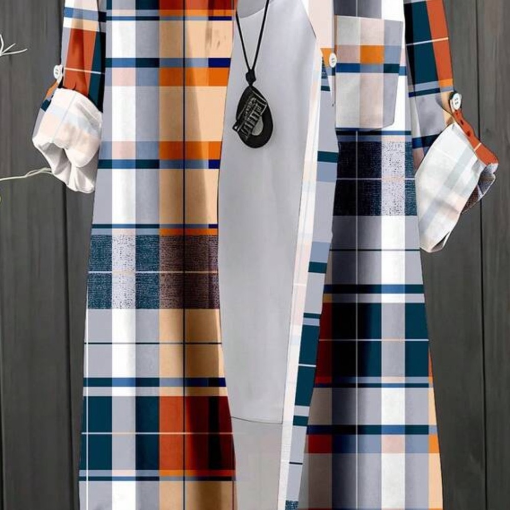 Chic Oversized Plaid Shirt w/ Long  Rollable  Sleeves